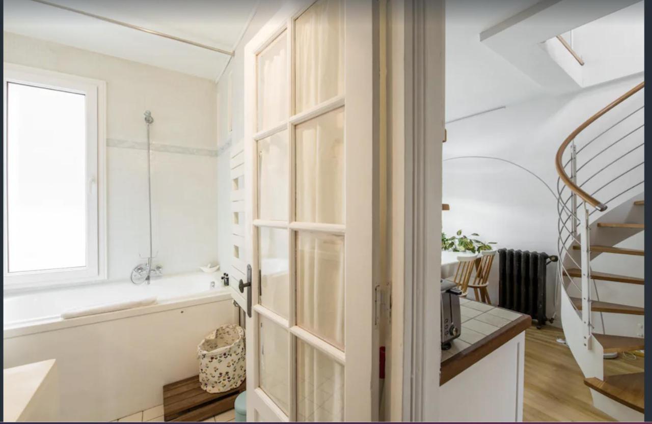 Paris Petit Appartement Lumineux Et Atypique Exterior photo